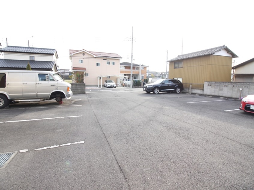 駐車場 コンフォート初音