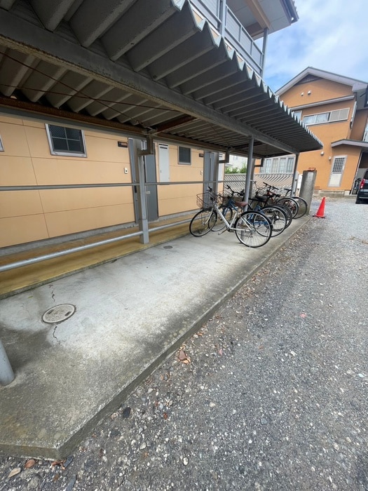 駐輪場 パ－シモンヒルズ