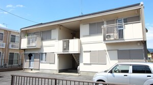 白樺ハイツ