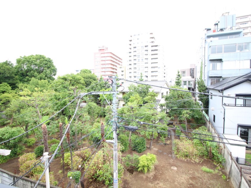 室内からの展望 ルミネ東高円寺