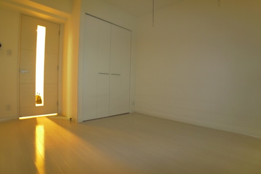 居室 エレンシアＫ