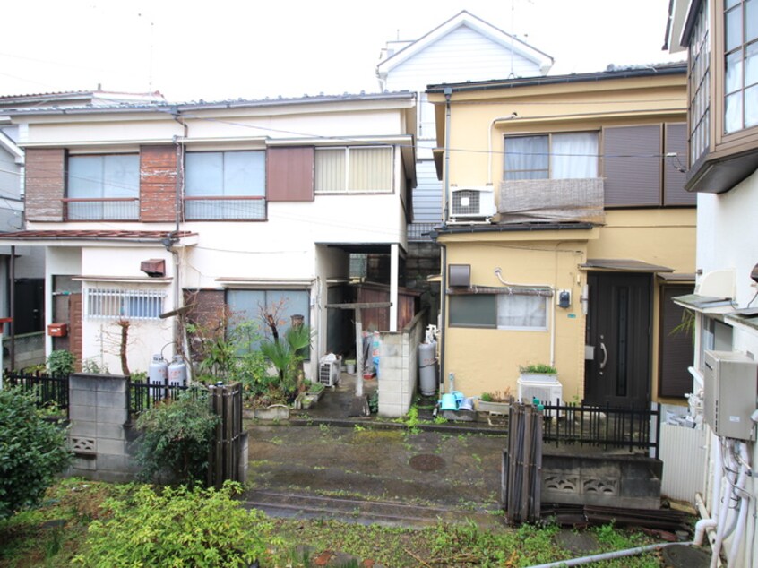 室内からの展望 第２ウィスタリアコ－ポ