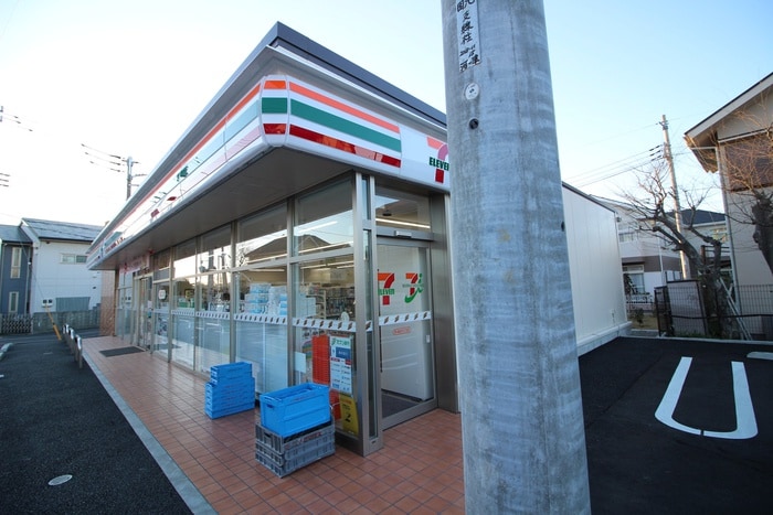 セブンイレブン(コンビニ)まで252m ルナ・アイル