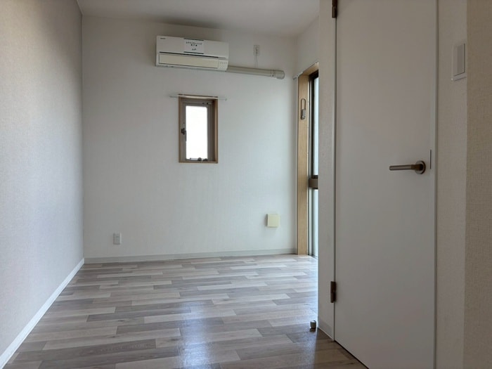 内観写真 エルミタージュ