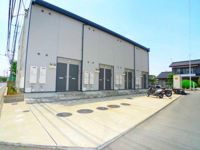 バイク置き場 プランタン