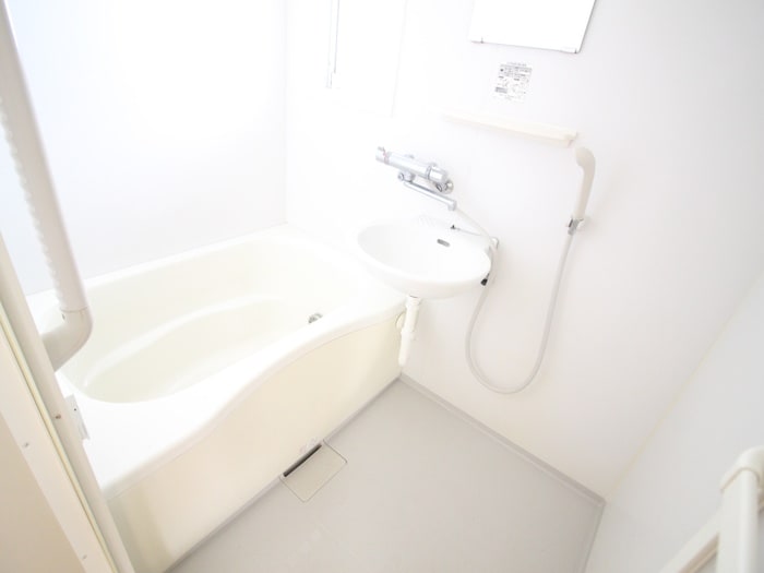 バス／シャワールーム等 吉田ハイツC