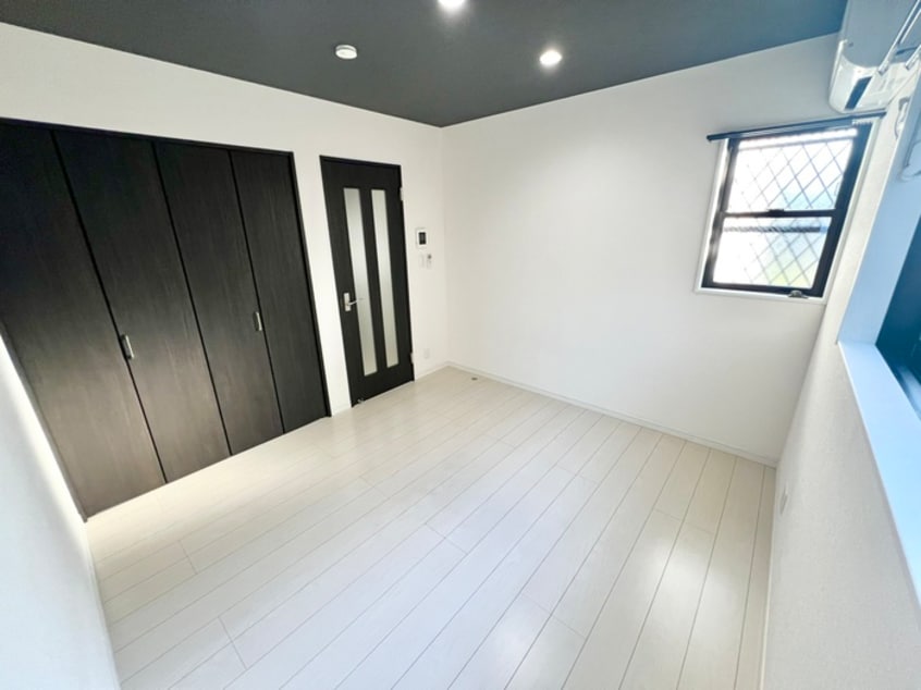 居室 Ｋｅｅｐ　Ｌａｇｏｏｎ西谷