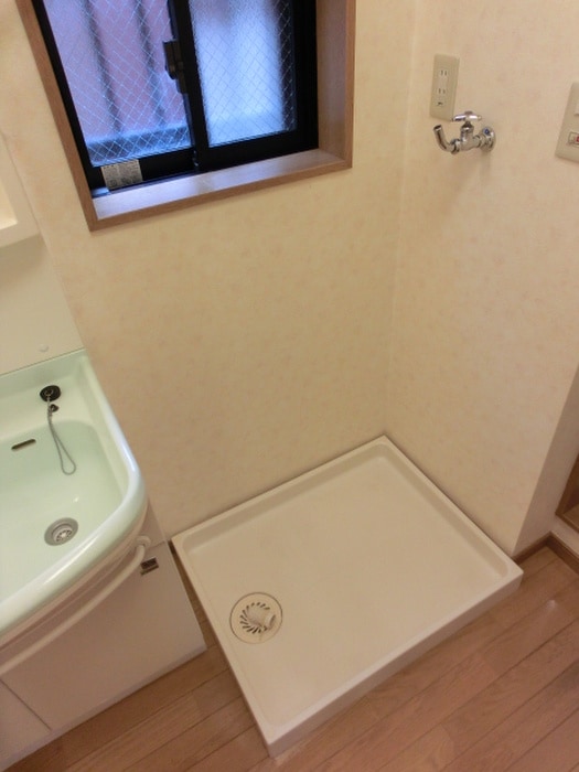 洗濯機置場 ＯＴＳＵＫＡ