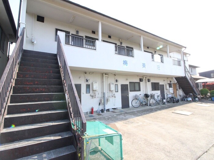 エントランス部分 梅美荘