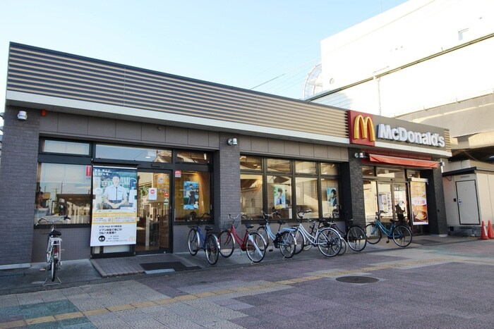 マクドナルド　吉川駅前店(ファストフード)まで450m ウエストガーデン吉川