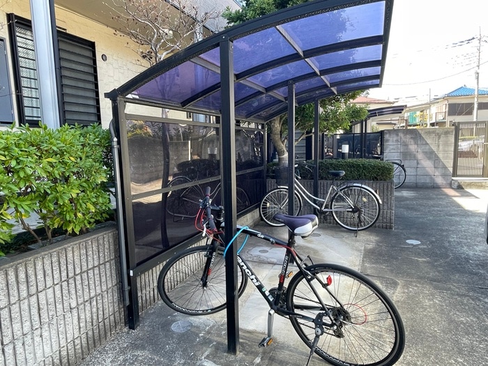 駐輪場 ア－バンハイツ谷塚