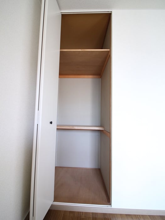 収納 ア－バンハイツ谷塚