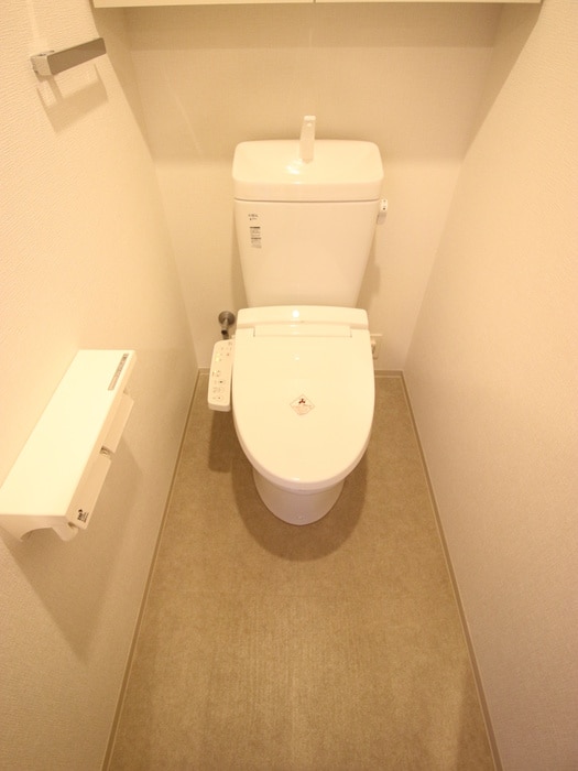 トイレ プライムメゾン市谷山伏町