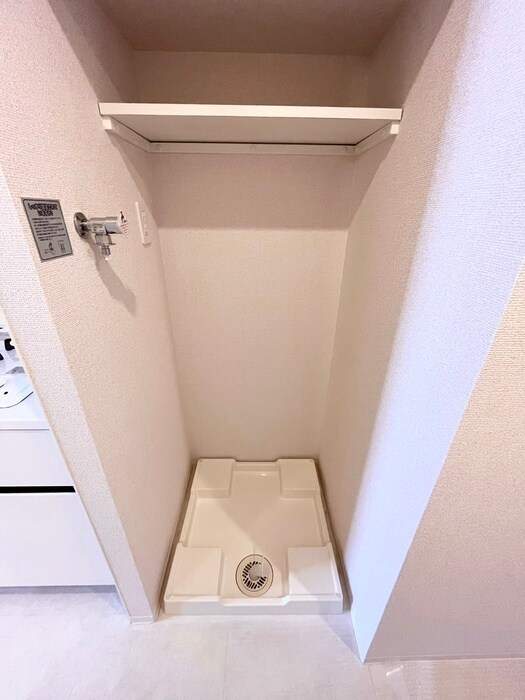 洗濯機置場 プライムメゾン市谷山伏町