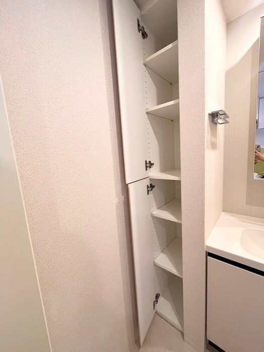 収納 プライムメゾン市谷山伏町