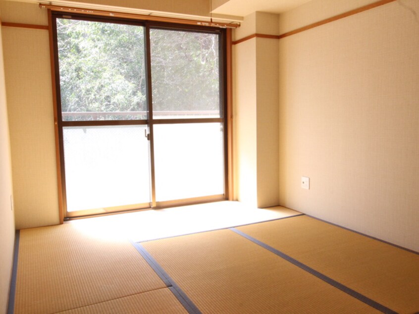 居室 フレイジョア鴨居