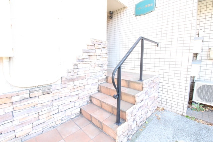エントランス部分 フラッツ青葉台