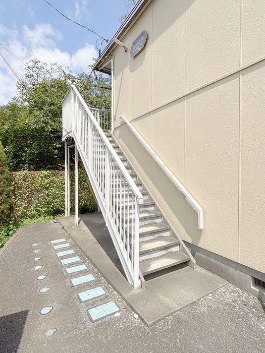 エントランス部分 グリ－ンパレス小島