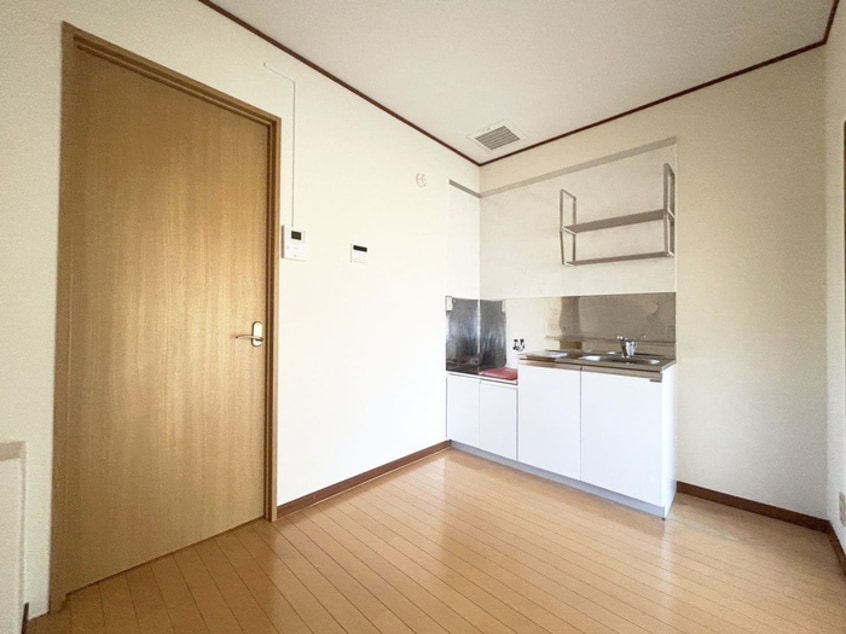 居室 大久保ハイツ