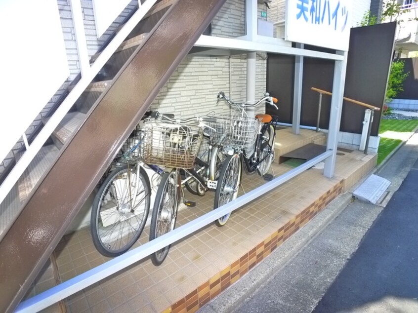 駐輪場 美和ハイツ