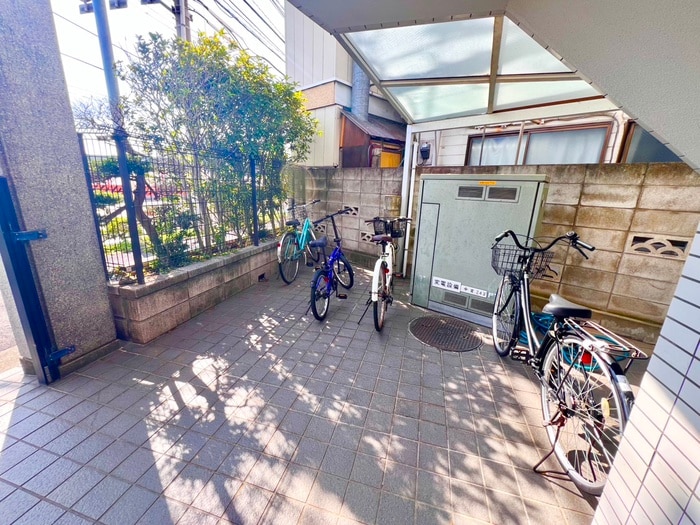 駐輪場 第二コ－ポ代田