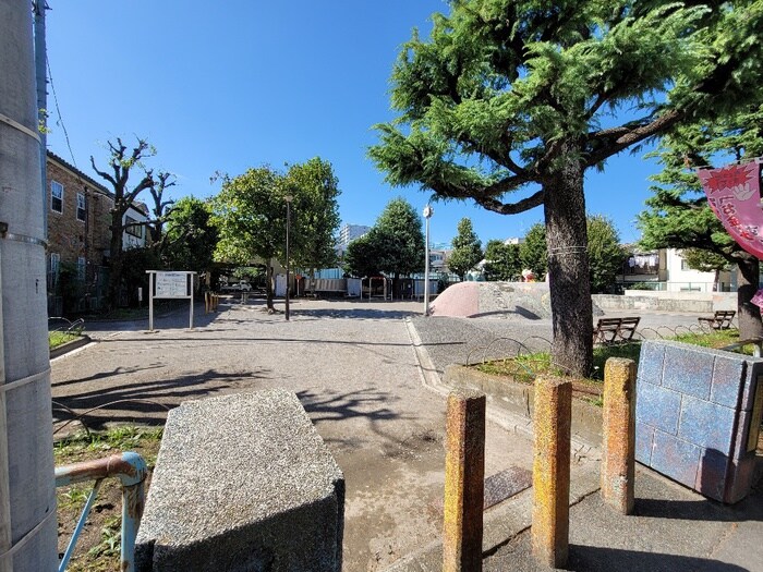 北区立西ヶ原公園(公園)まで70m 仮）小泉貸家Ｄ棟