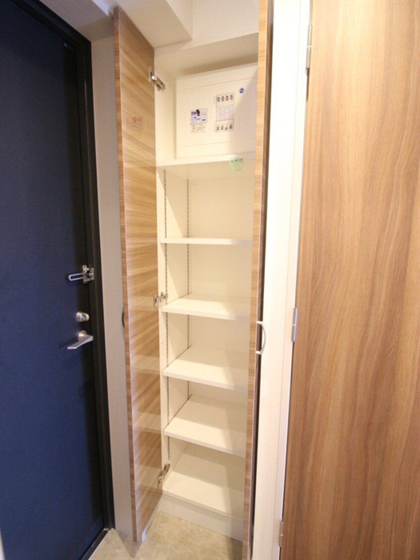 靴箱 CLASS YOTSUYA