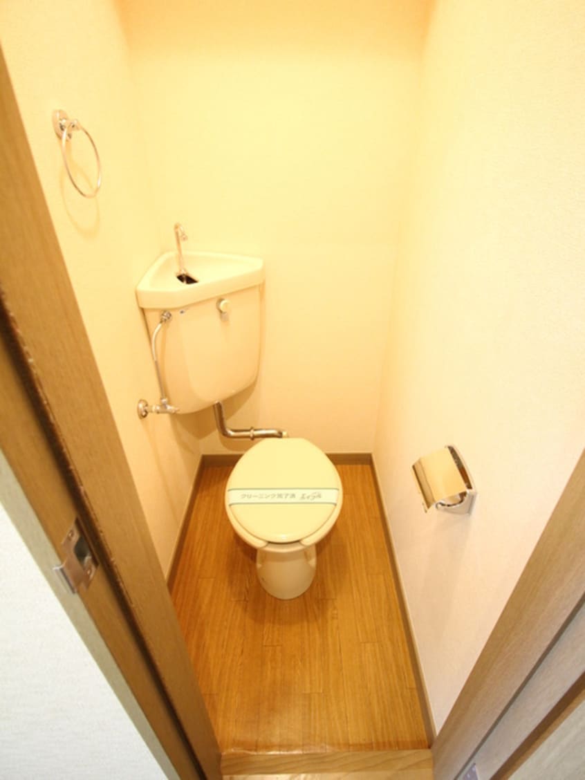 トイレ Ｙ′ｓ　砧