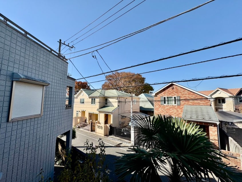 室内からの展望 Ｙ′ｓ　砧