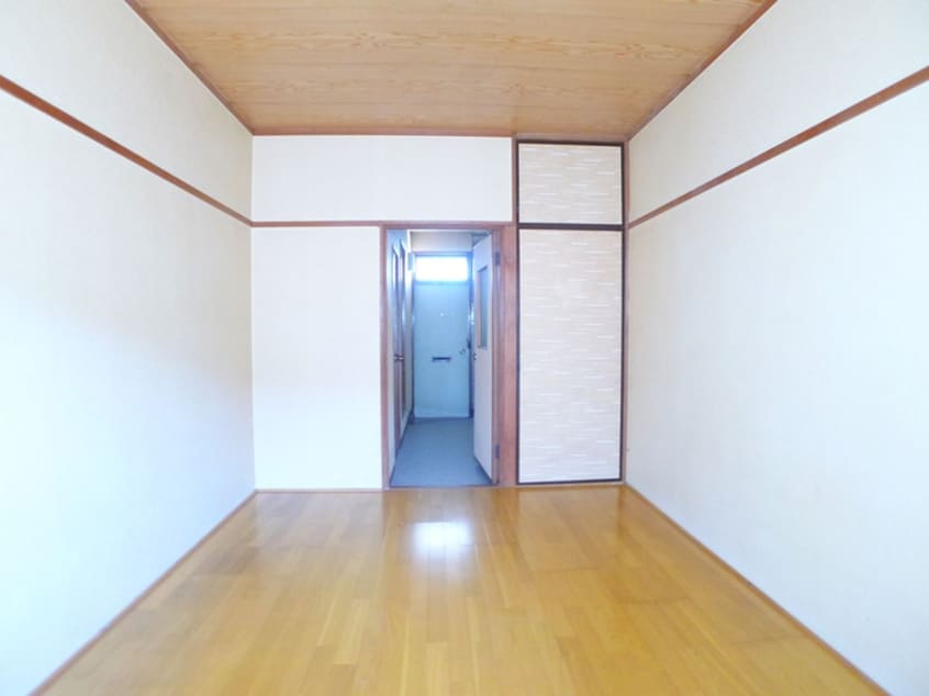 居室 千裕ハイツ