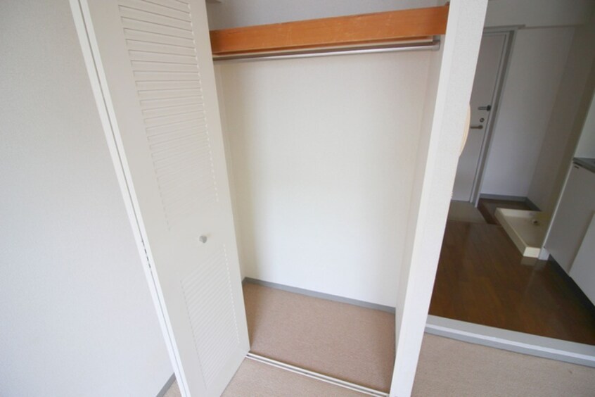 収納 シャルマンはすみ