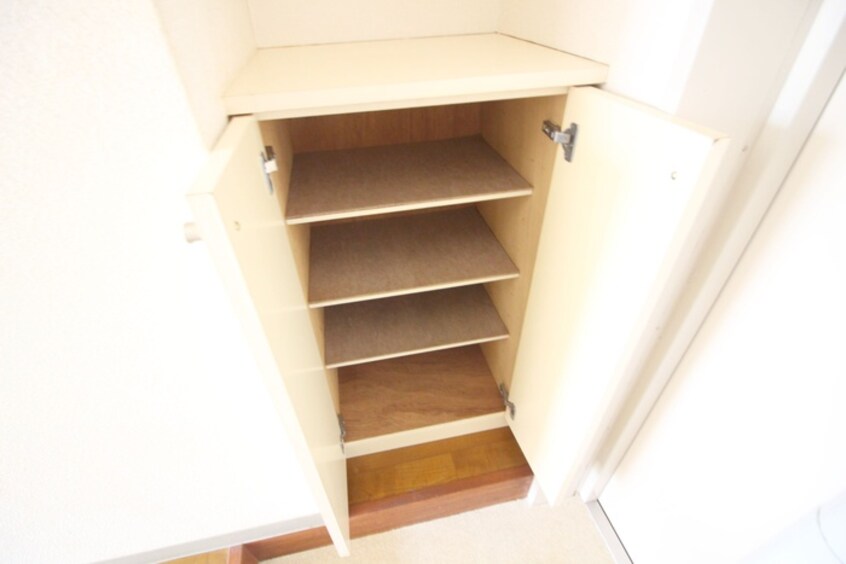 靴箱 シャルマンはすみ