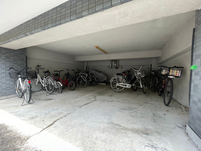 駐輪場 サンヒルズ向原