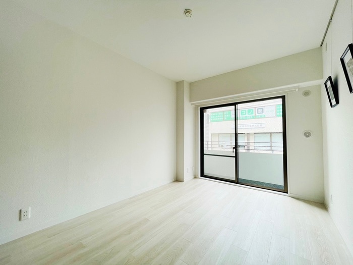 居室 ＲＩＳ国立ヴィレッジ