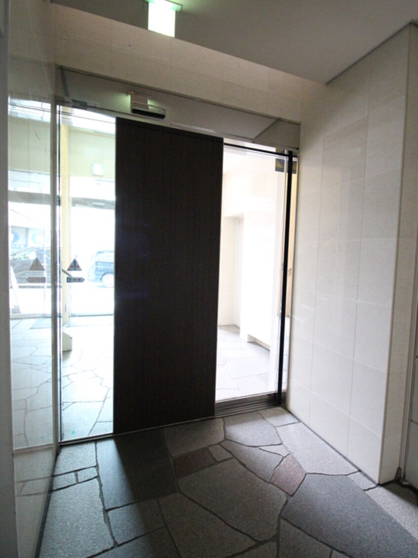 エントランス部分 ＡＸＩＳ桜木町