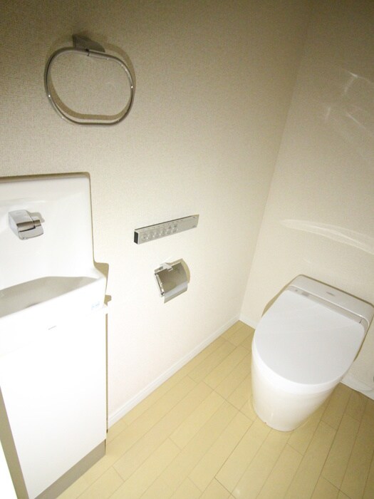 トイレ ＡＸＩＳ桜木町