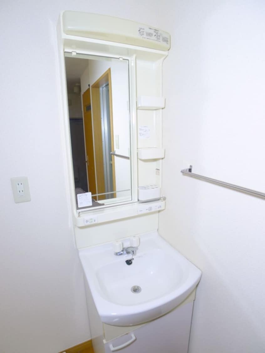 洗面 ベルコ－トエザワ