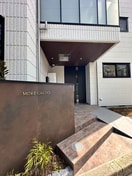 エントランス部分 MORE　CALDO