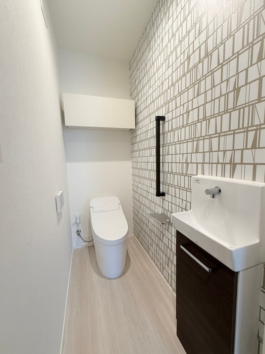 トイレ MORE　CALDO