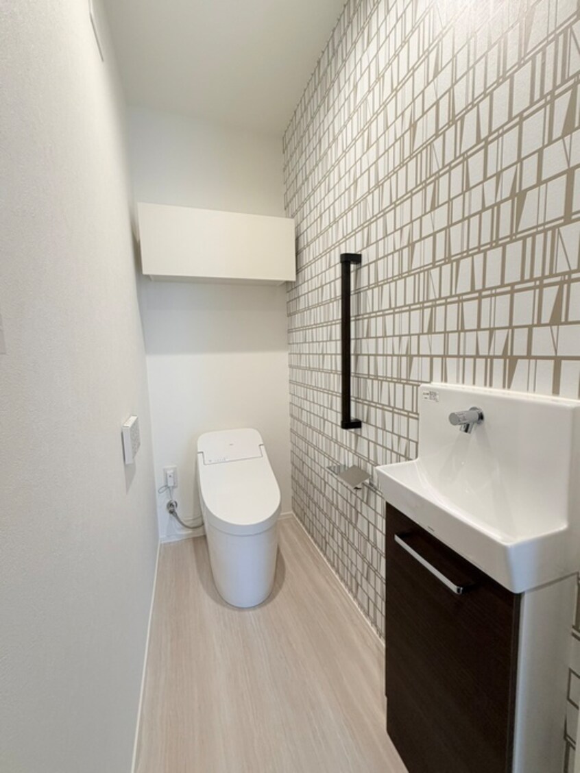 トイレ MORE　CALDO