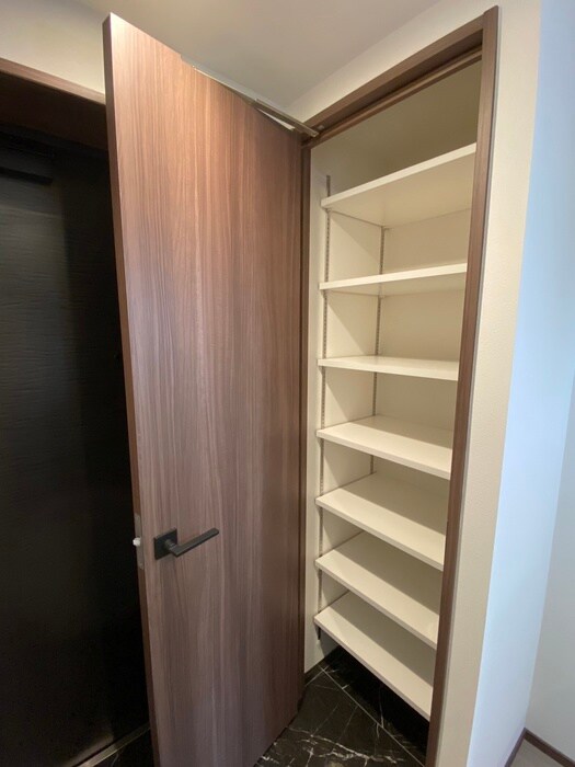 靴箱 コンポジット渋谷本町