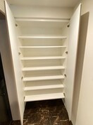 靴箱 コンポジット渋谷本町