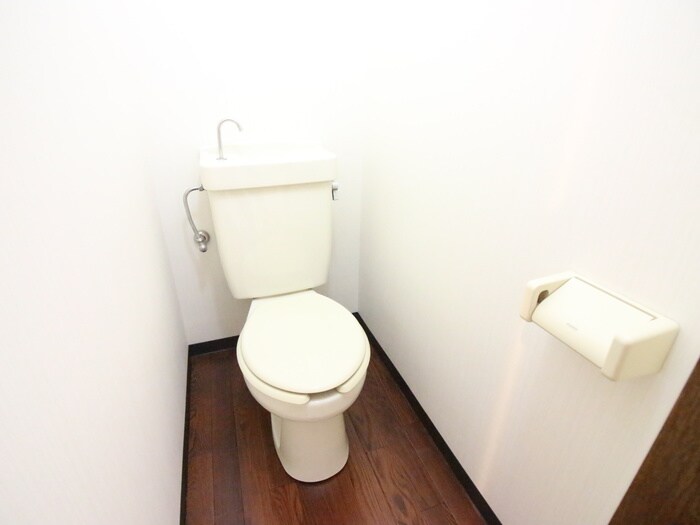 トイレ ホワイト・ドアー
