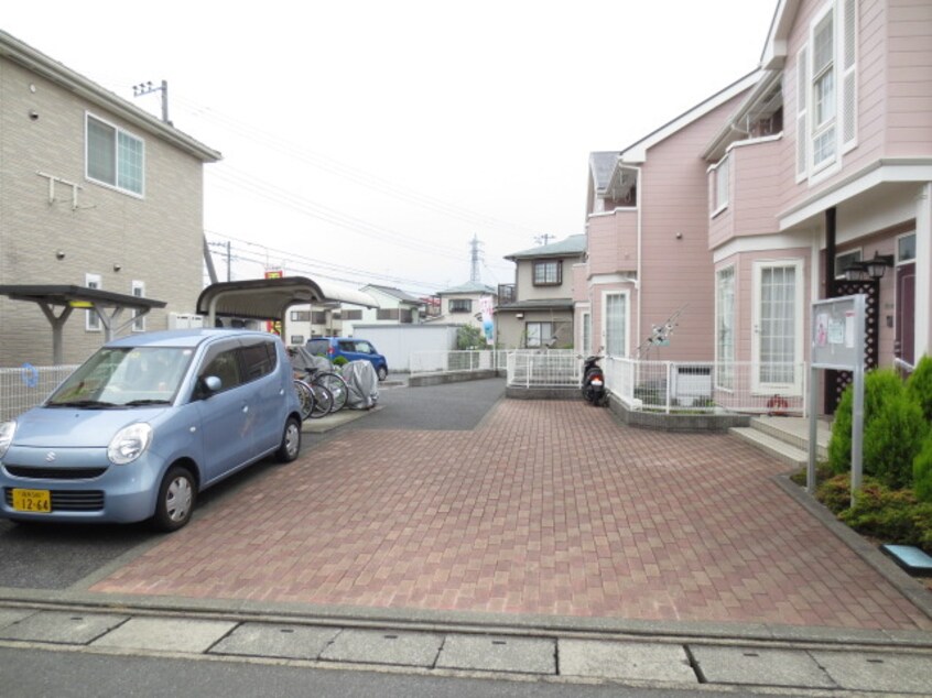 駐車場 イタ－ナル