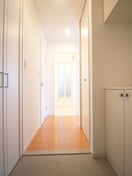 玄関 サンホワイトパレス