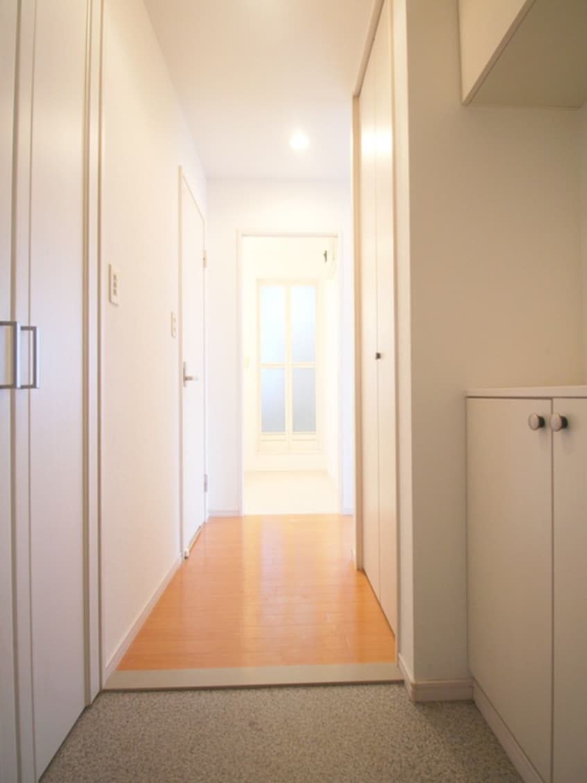 玄関 サンホワイトパレス