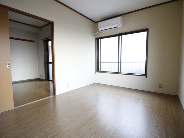 ベランダ・バルコニー リリ－オブザバレ－