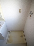 洗濯機置場 リリ－オブザバレ－