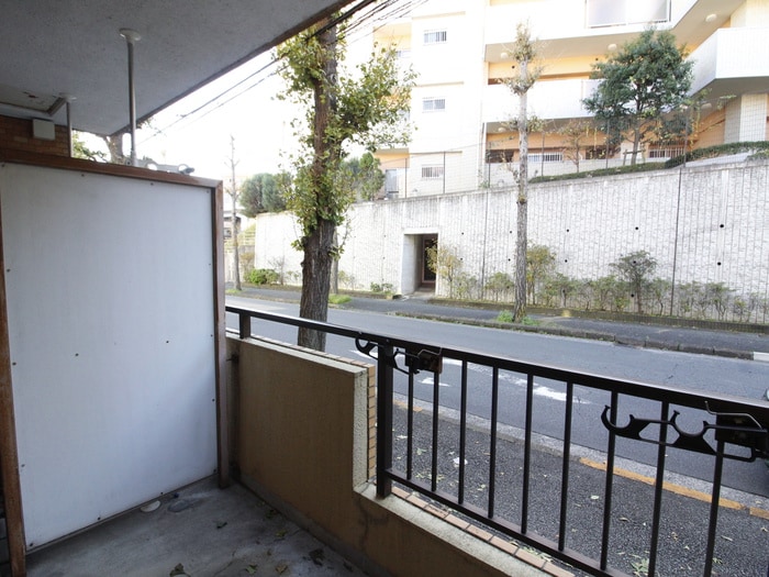 ベランダ・バルコニー リリ－オブザバレ－