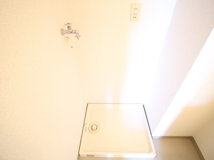 洗濯機置場 コンフォ－ル川和